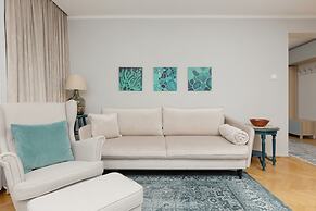 Cieszynska With 2 Bedroom by Renters