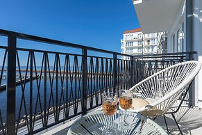 Bulwar Zachodzącego Słońca by Renters