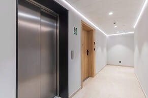 Bulwar Zachodzącego Słońca by Renters