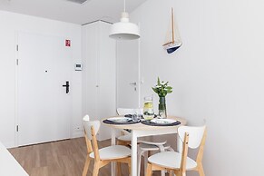 Bulwar Zachodzącego Słońca by Renters