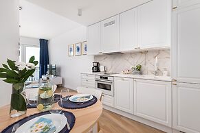 Bulwar Zachodzącego Słońca by Renters