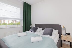 Apartment Gdansk for 6 Guests by Renters