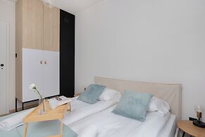 Apartment Gdansk for 6 Guests by Renters