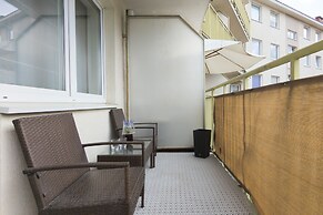 Apartment Gdansk for 6 Guests by Renters