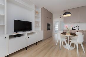Apartment Gdansk for 6 Guests by Renters
