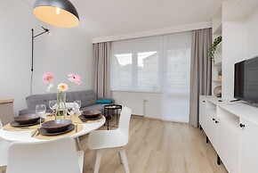 Apartment Gdansk for 6 Guests by Renters