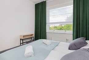 Apartment Gdansk for 6 Guests by Renters