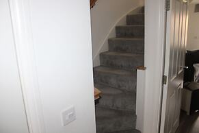 Family Home 5-bed House in Birmingham City Centre