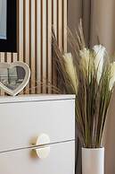 Bel Mare Apartments by Renters