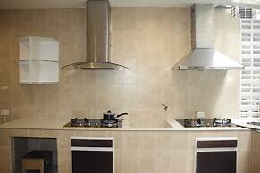 Narong Ek Residence View & Pool Villa