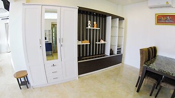 Narong Ek Residence View & Pool Villa