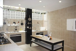 Narong Ek Residence View & Pool Villa