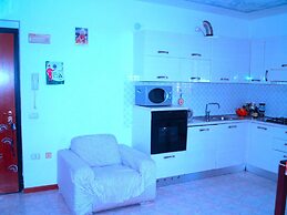 Charming 2-bed House in Albaro for Every Traveler