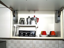 Charming 2-bed House in Albaro for Every Traveler