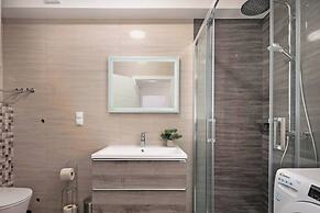 Seafront Apartment Nana 2