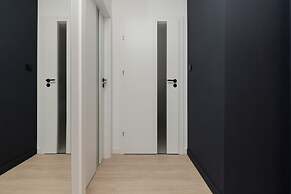 Apartament Jutrzenki Warsaw by Renters