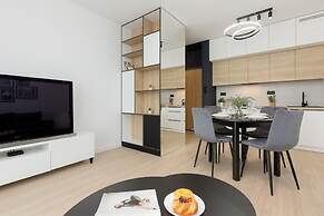 Apartament Jutrzenki Warsaw by Renters