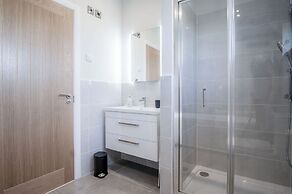 Swanlake Lodge - 3 Bedroom Holiday Home - Penally