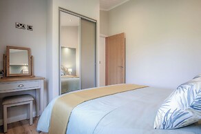 Swanlake Lodge - 3 Bedroom Holiday Home - Penally