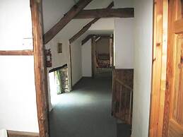 Beautiful Large Rural Cottage Near Pencader