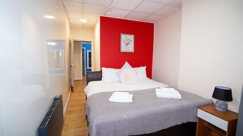 E2M Stays Lowestoft High street