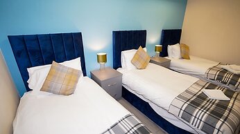 E2M Stays Lowestoft High street