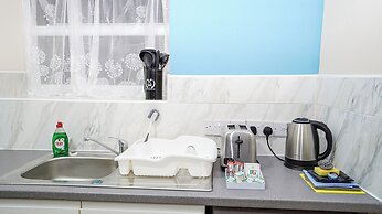 E2M Stays Lowestoft High street