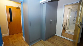 E2M Stays Lowestoft High street