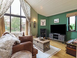 256 London Road