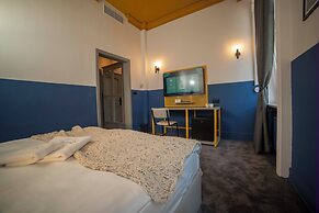 Maria Luisa by INTROVERT HOTELS