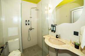 Maria Luisa by INTROVERT HOTELS