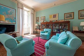 Villa di Tizzano Luxurious Retreat in Paradise