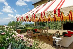 Villa di Tizzano Luxurious Retreat in Paradise