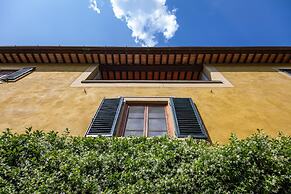 Villa di Tizzano Luxurious Retreat in Paradise