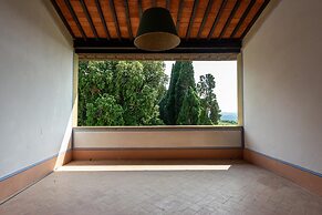 Villa di Tizzano Luxurious Retreat in Paradise