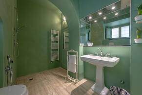 Villa di Tizzano Luxurious Retreat in Paradise