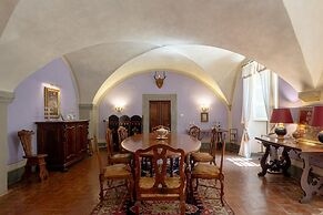 Villa di Tizzano Luxurious Retreat in Paradise