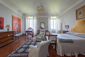 Villa di Tizzano Luxurious Retreat in Paradise