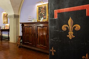 Villa di Tizzano Luxurious Retreat in Paradise