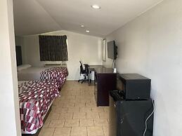 Safari Inn Motel