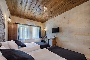 Rocca Stone House