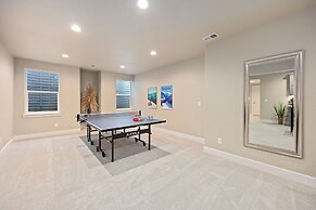 Elegant Home Near TPC Golf Course and Trails