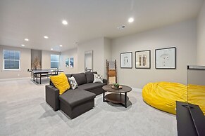 Elegant Home Near TPC Golf Course and Trails