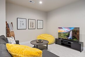 Elegant Home Near TPC Golf Course and Trails