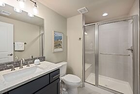 Elegant Home Near TPC Golf Course and Trails