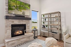 Upscale Waterfront Estate With Mountain Sunset Views