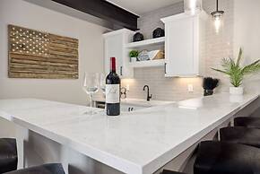 Upscale Waterfront Estate With Mountain Sunset Views