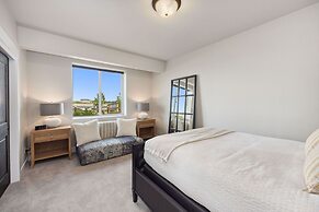 Upscale Waterfront Estate With Mountain Sunset Views