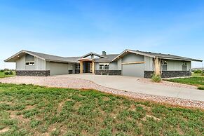 Luxury Home With Spectacular Rocky Mountain Views