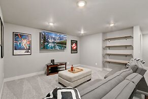 Luxury Home With Spectacular Rocky Mountain Views